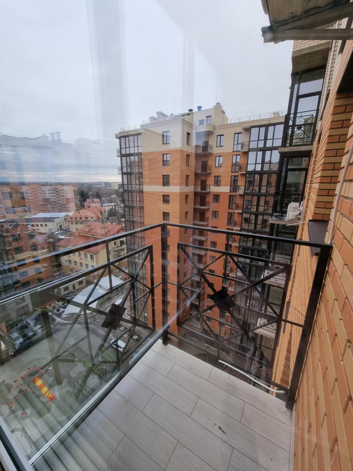 яровиця люкс Apartment Lutsk