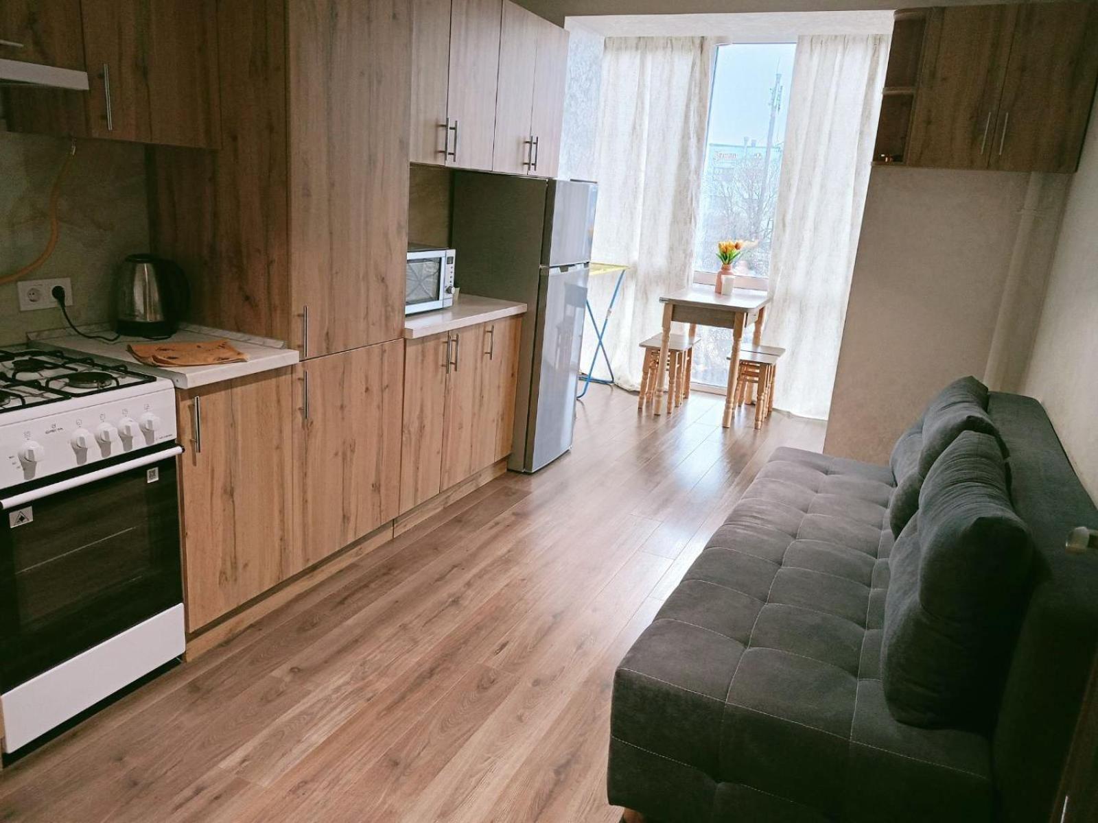 яровиця люкс Apartment Lutsk