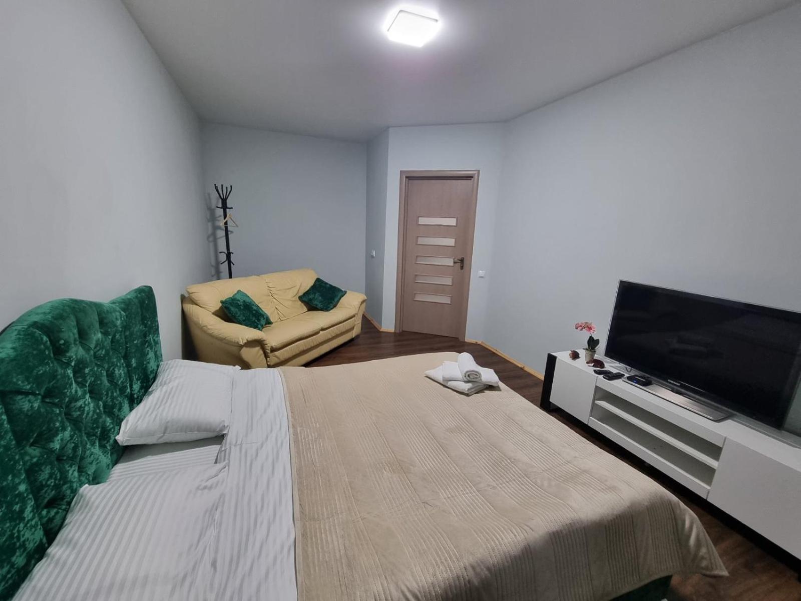 яровиця люкс Apartment *