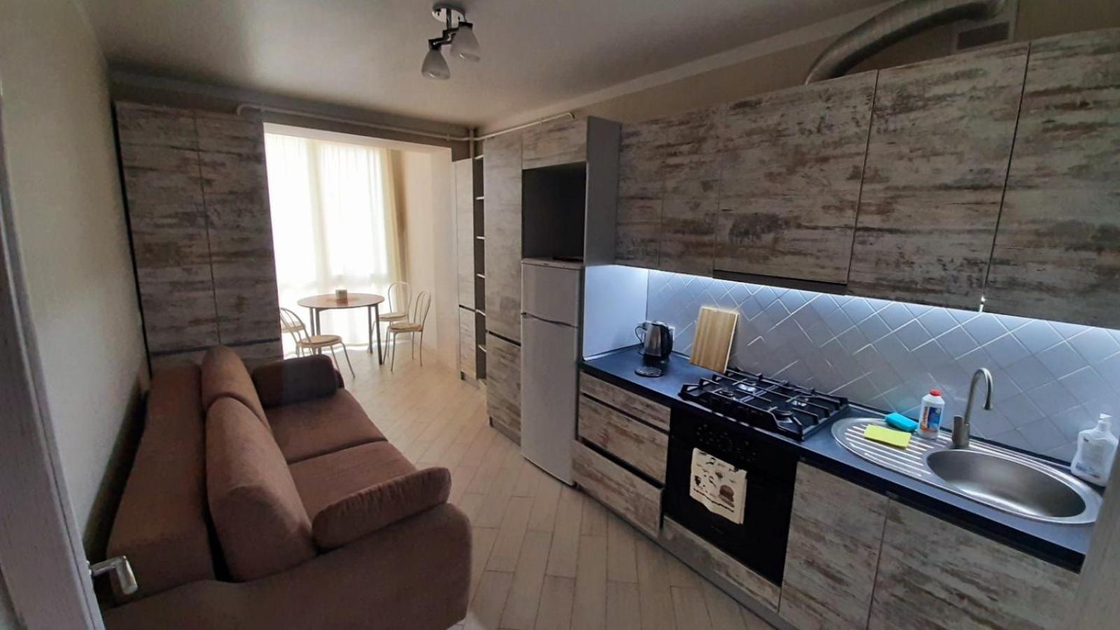 яровиця люкс Apartment